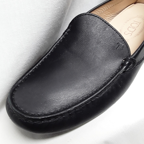 Tod's Black Leather Loafers - Picture 8 of 13